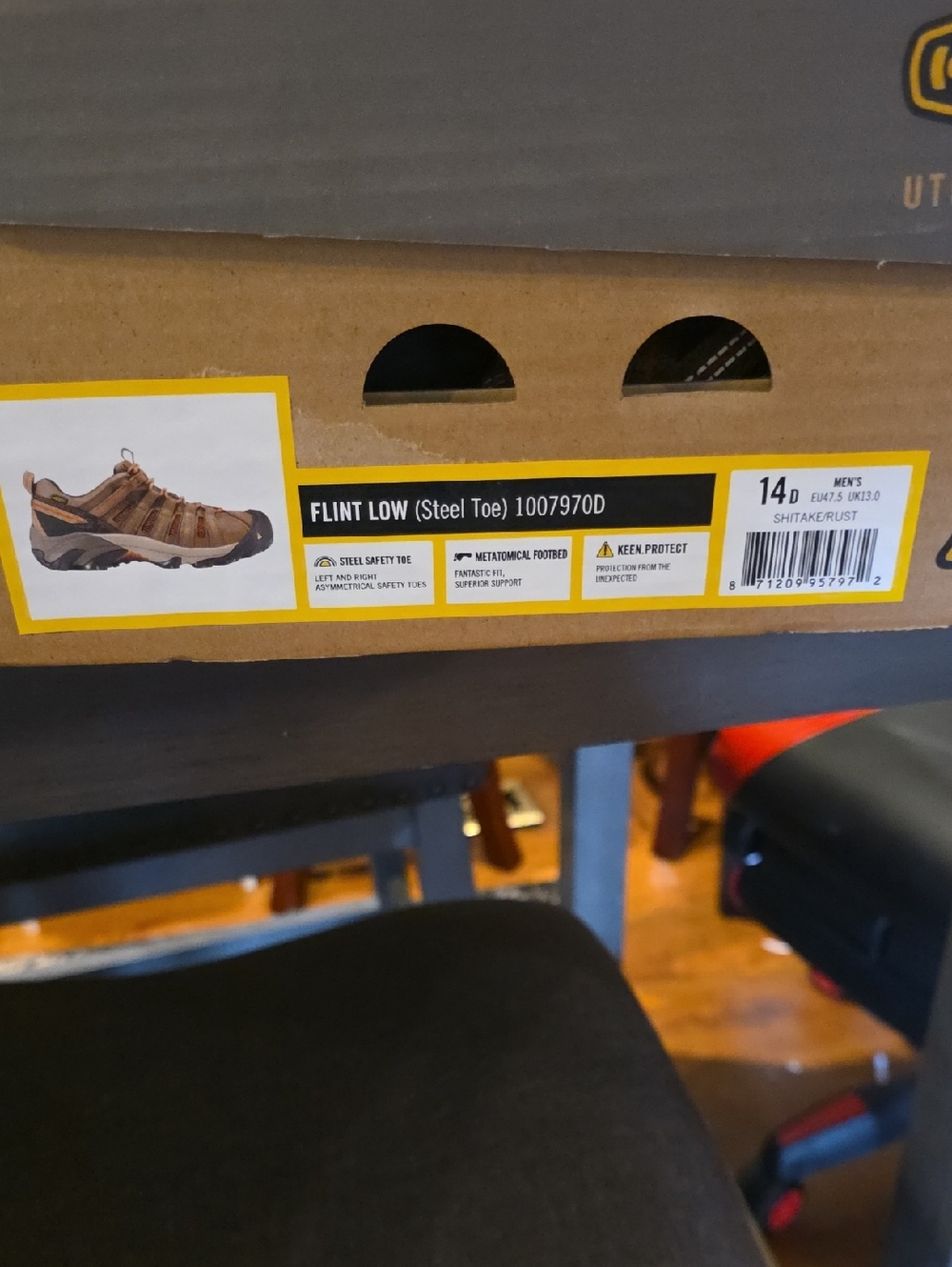 Keen Flint Low Steel Toe Men’s Shoes in Brown